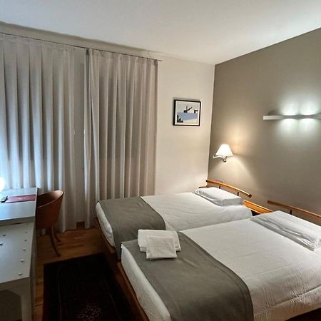 Hotel Centrale Resana Buitenkant foto